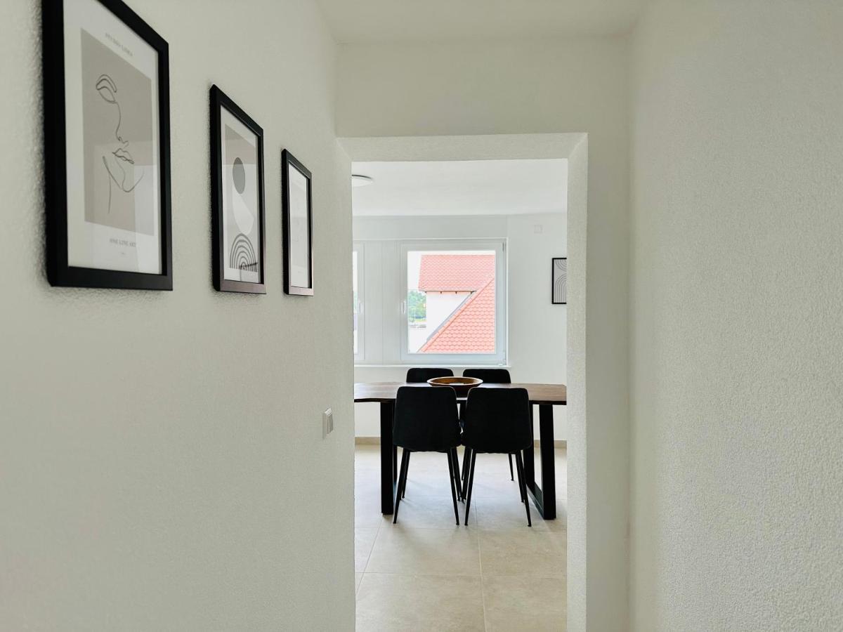 Bergblick-Apartment Istayunixi Seenaehe-Workspace-Netflix I Keine Monteure Friedrichshafen Bagian luar foto