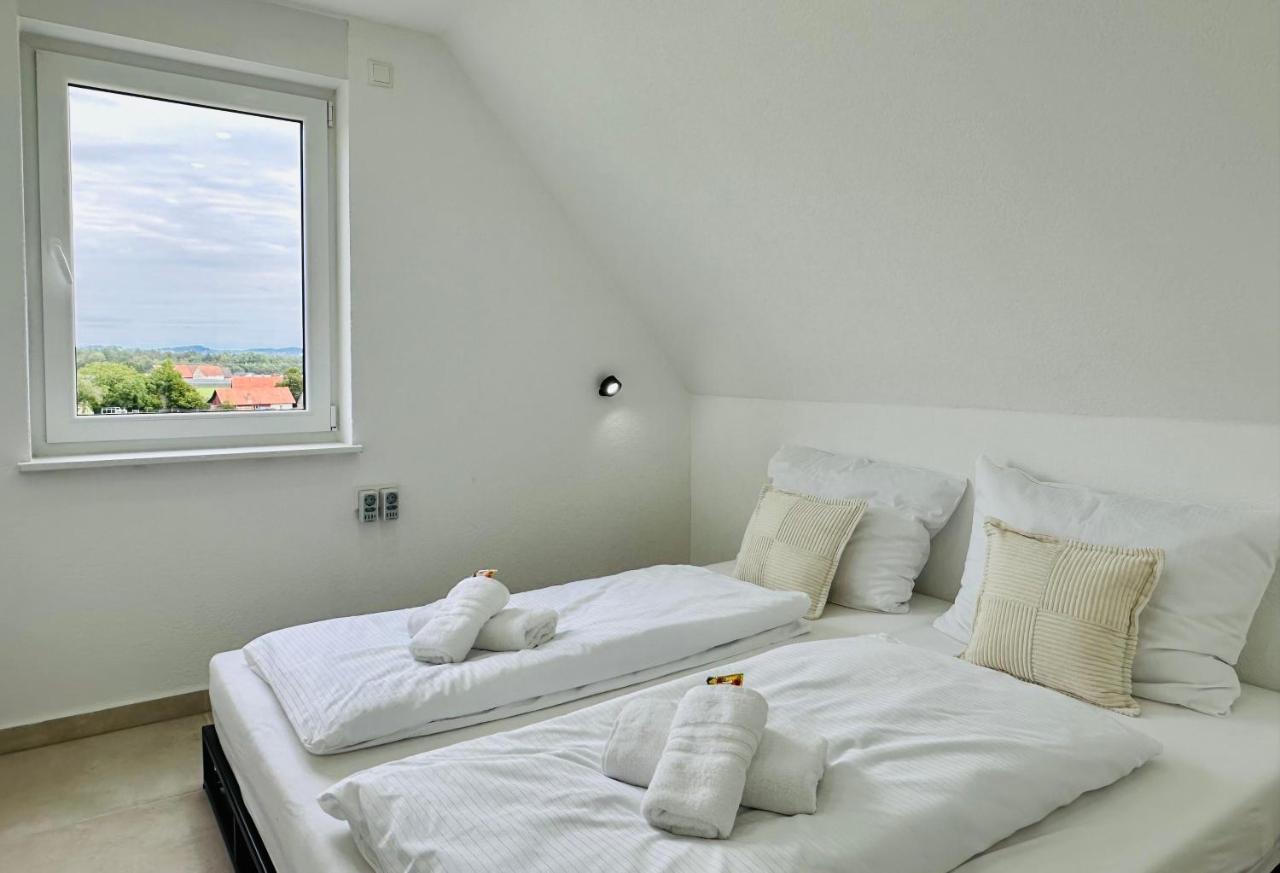 Bergblick-Apartment Istayunixi Seenaehe-Workspace-Netflix I Keine Monteure Friedrichshafen Bagian luar foto